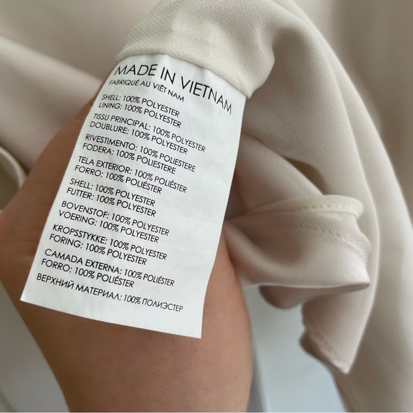 Club Monaco Women's Top - Picture 5 of 10